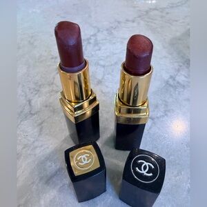 CHANEL Lipstick Set —comes with two shades & no boxes/ jewel and metal garnet